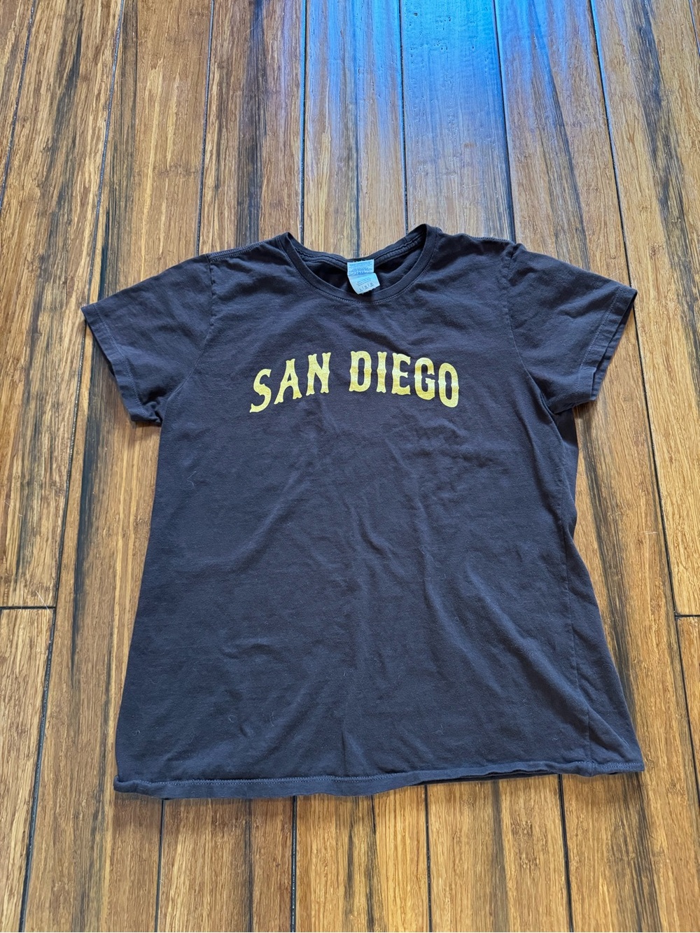 MLB San Diego Padres Women’s Shirt Size Large